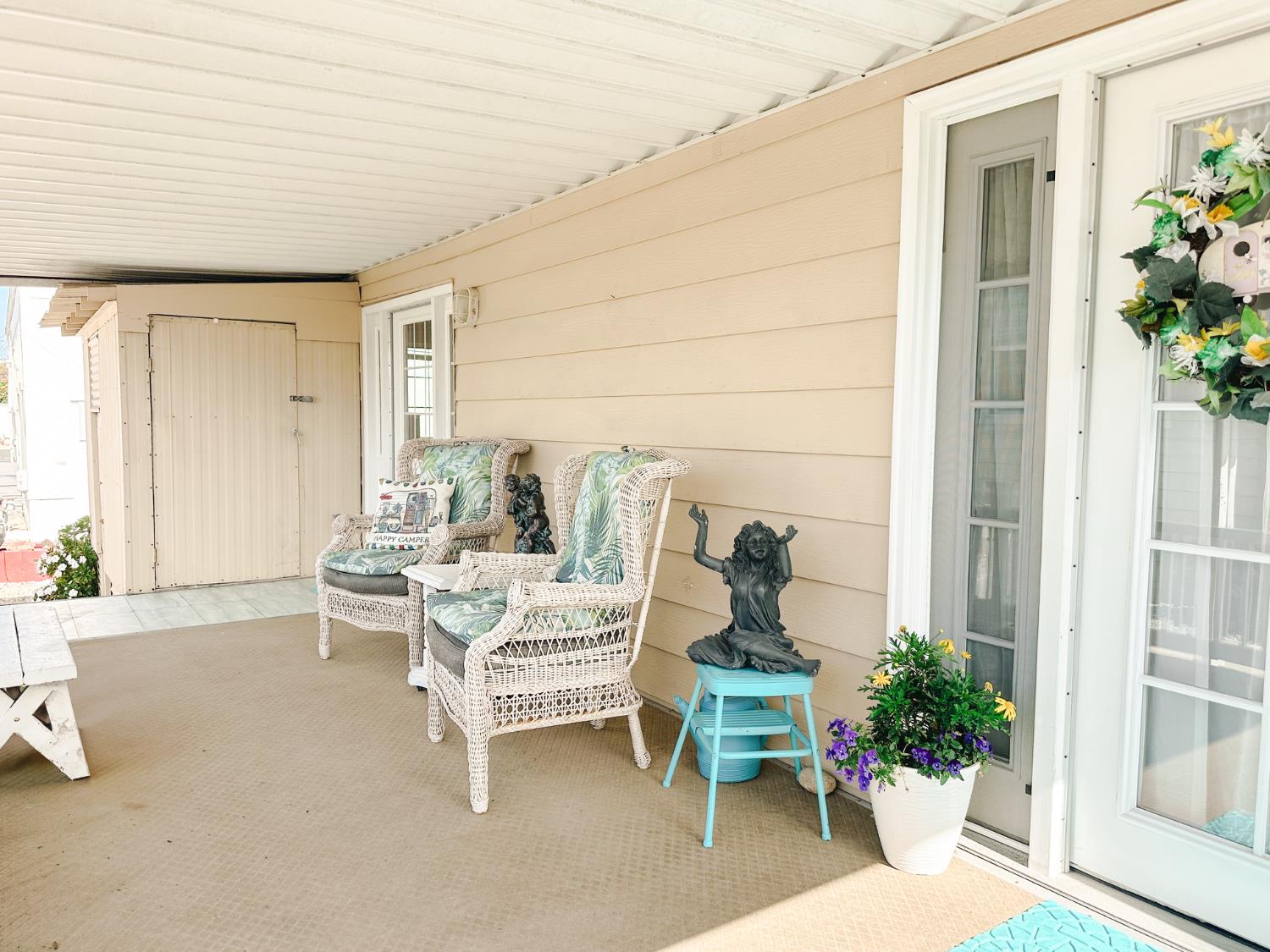 1146 Birch Avenue, Unit 19 Seaside, CA 93955 - Photo 4 of 20 a outdoor space with a couch and chairs