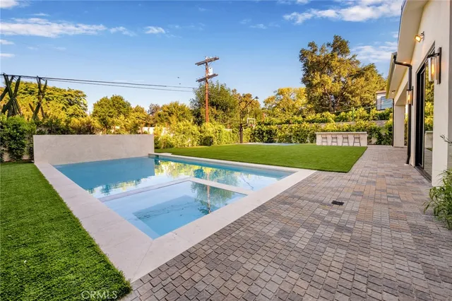 $28,000 | 4838 Oak Park Avenue, Encino, CA 91316