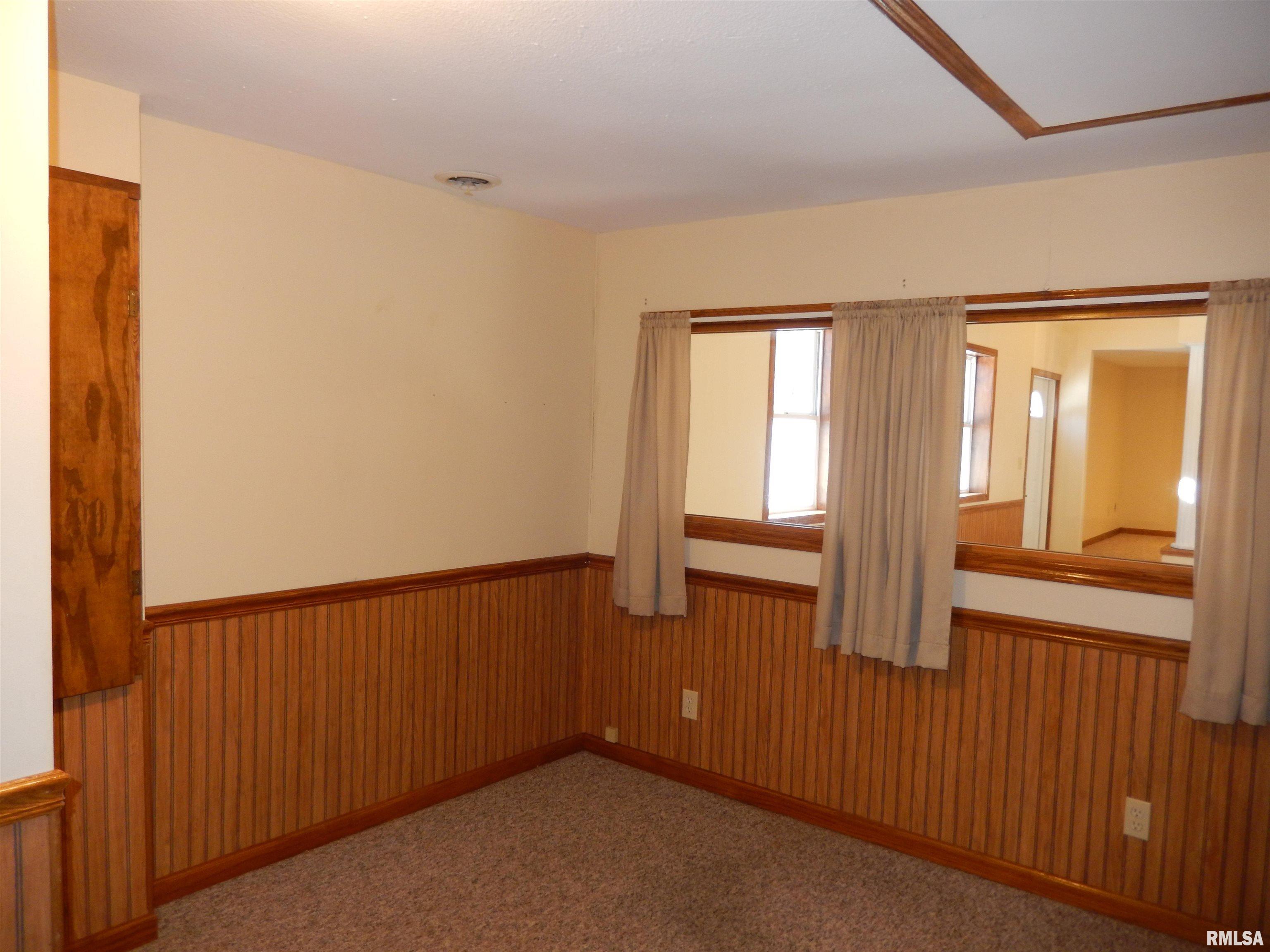 320 North Mechanic Street Macomb, IL 61455 - Photo 27 of 30