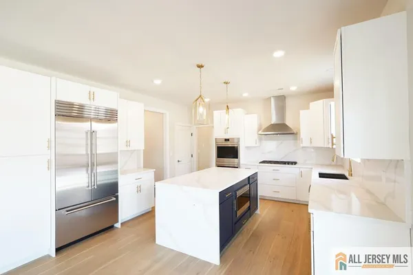 $1,299,000 | 3 Michael Court, North Brunswick, NJ 08902