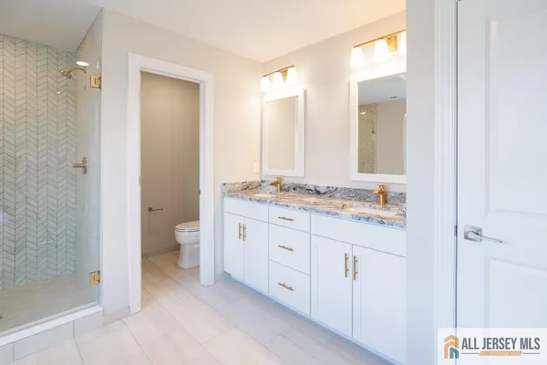 $1,299,000 | 3 Michael Court, North Brunswick, NJ 08902