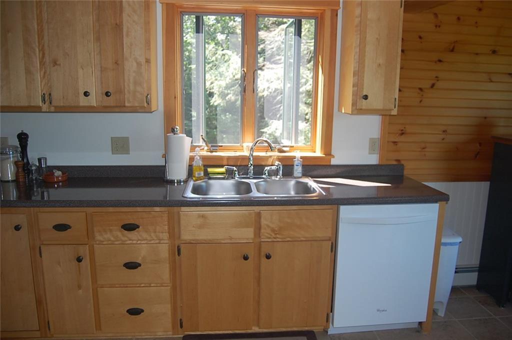 28 Reservoir Hill Road Parsonsfield, ME 04047 - Photo 21 of 32 Kitchen