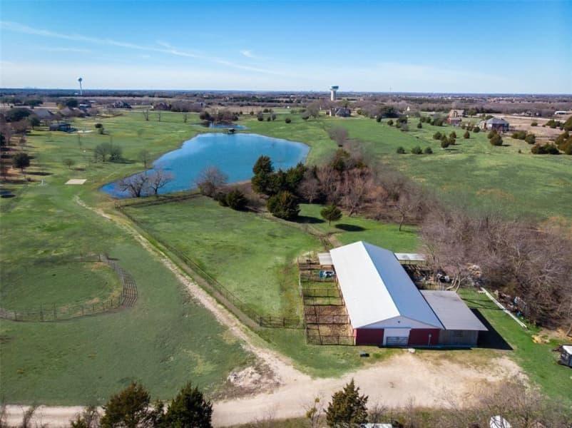 8 Canyon Ridge Drive Fate, TX 75087 - Photo 7 of 40 a view of a garden with an outdoor space