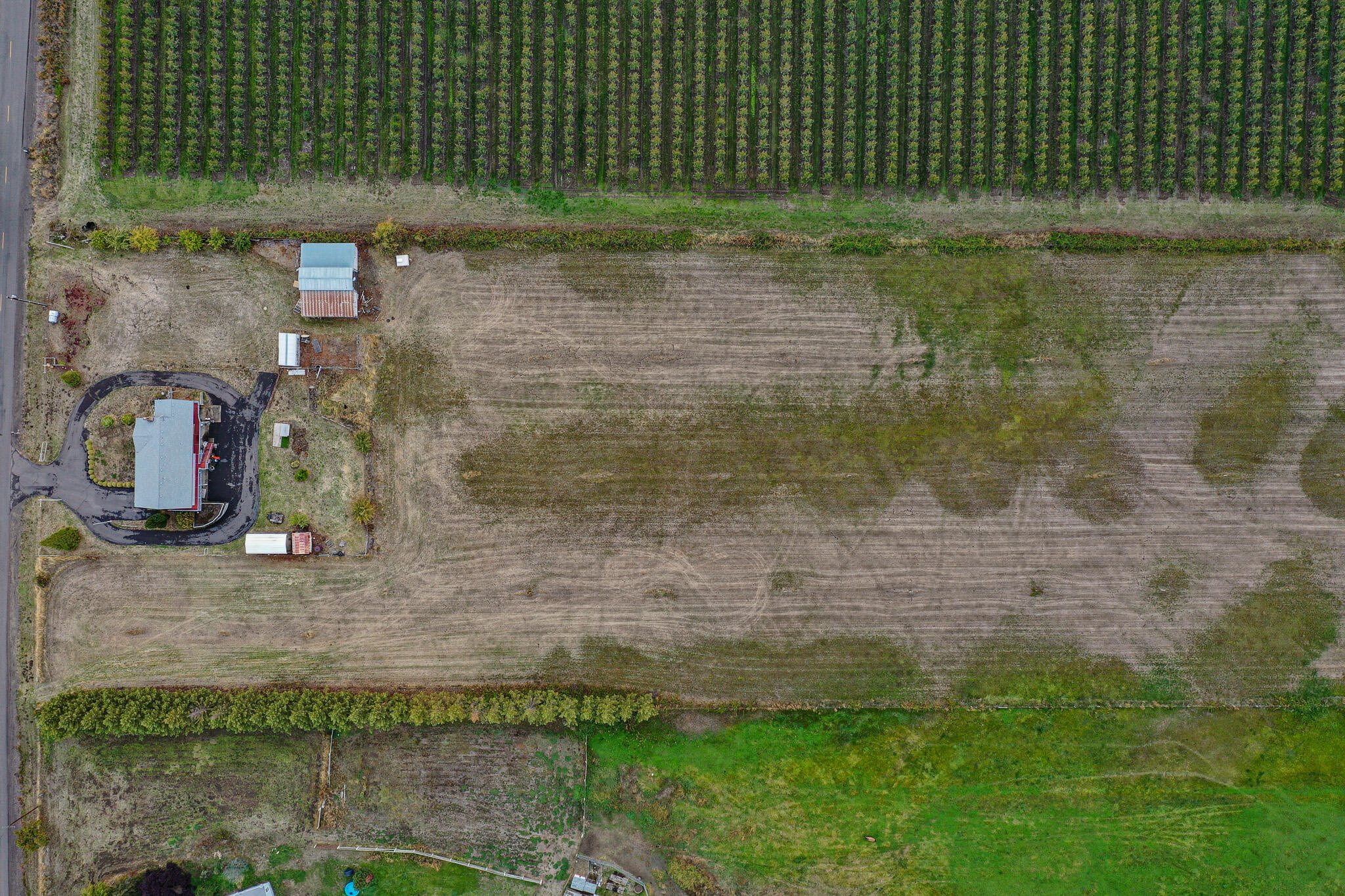 4380 Royal Crest Road Talent, OR 97540 - Photo 14 of 19 DJI_0762