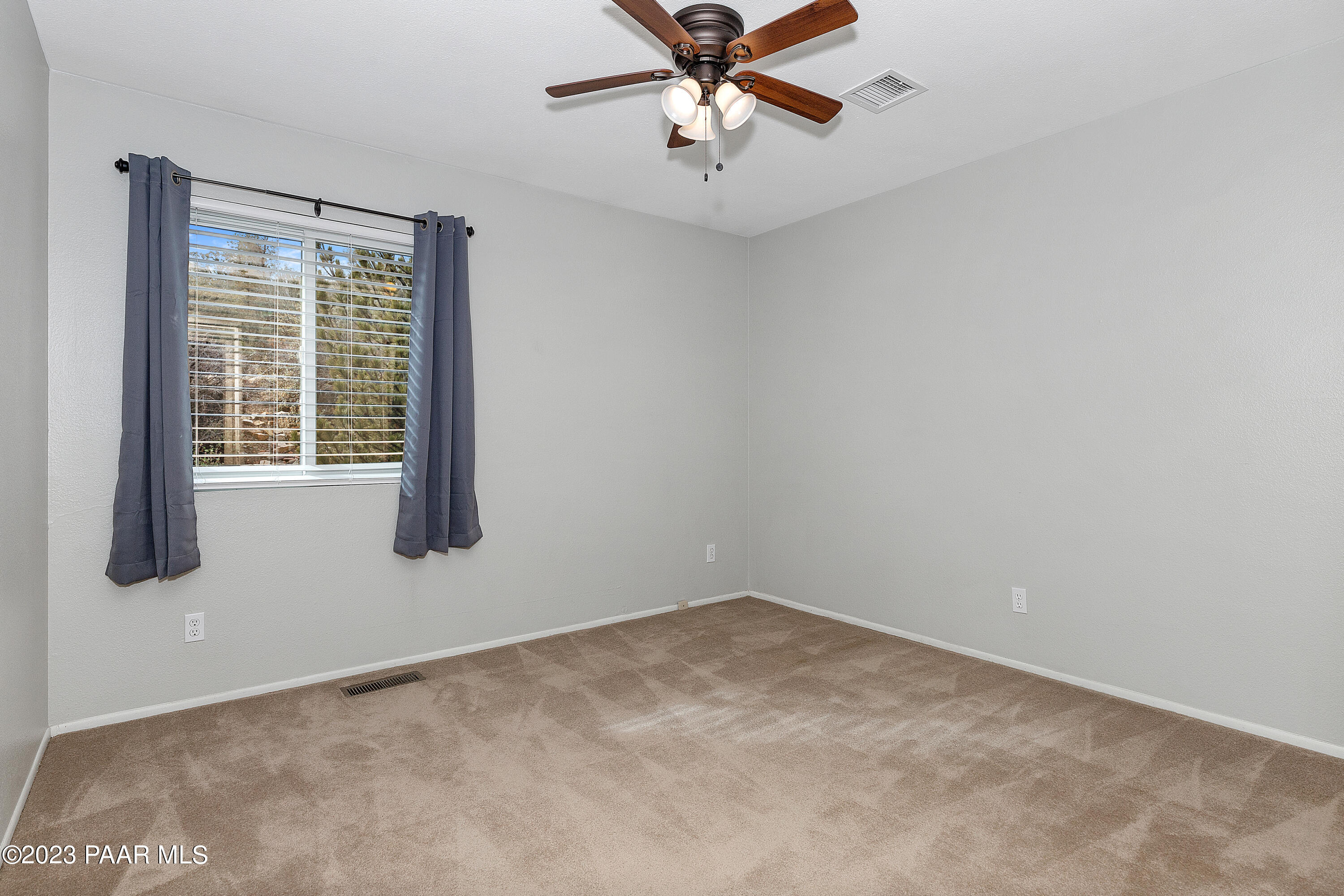 450 Valley Place Prescott, AZ 86301 - Photo 22 of 44 a view of an empty room with a window