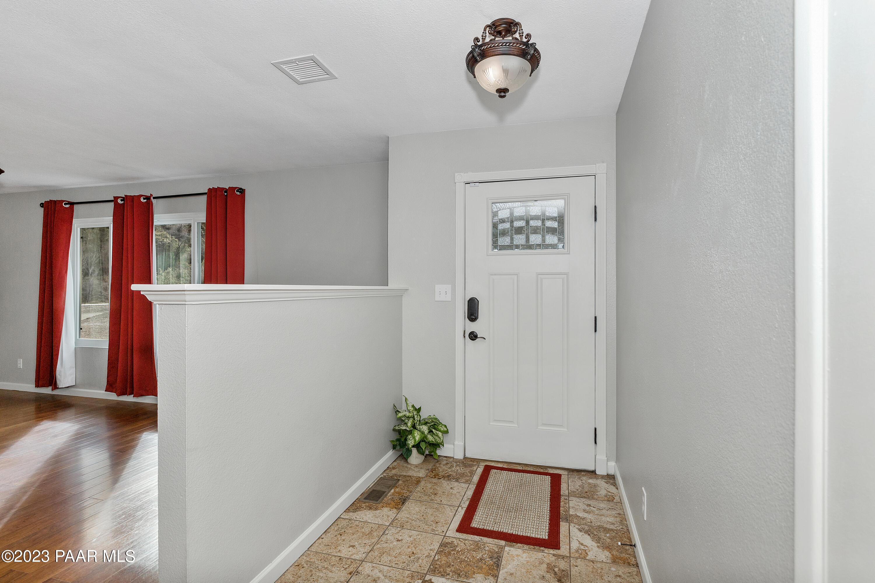 450 Valley Place Prescott, AZ 86301 - Photo 6 of 44 a view of a hallway