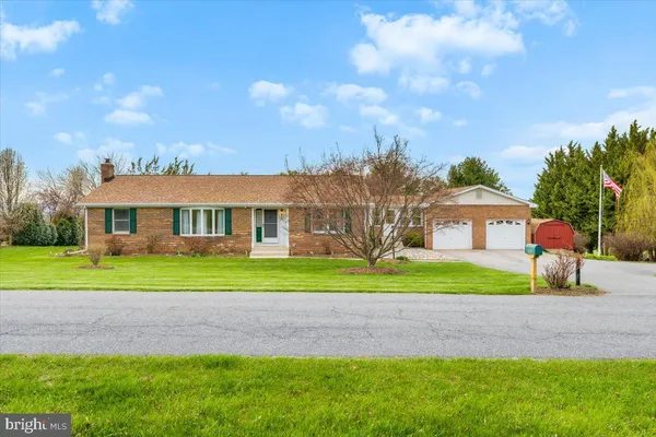 $545,000 | 6114 Elaine Drive, Braddock Heights, MD 21703