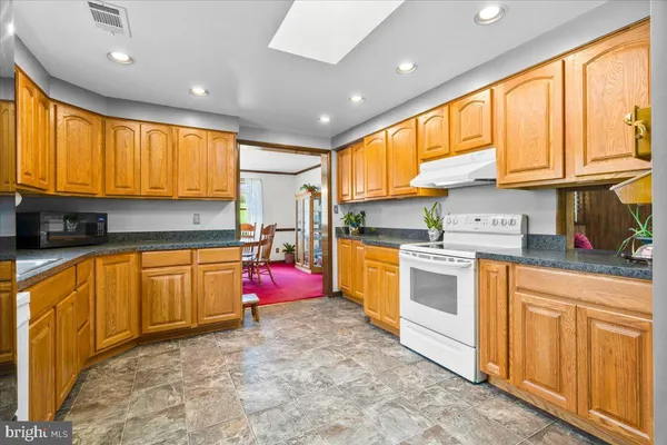 $545,000 | 6114 Elaine Drive, Braddock Heights, MD 21703