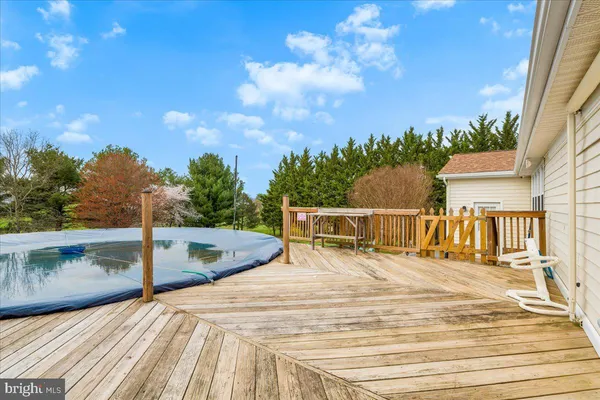 $545,000 | 6114 Elaine Drive, Braddock Heights, MD 21703
