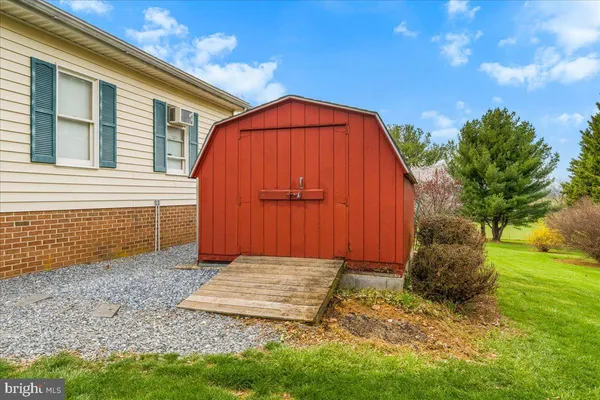 $545,000 | 6114 Elaine Drive, Braddock Heights, MD 21703