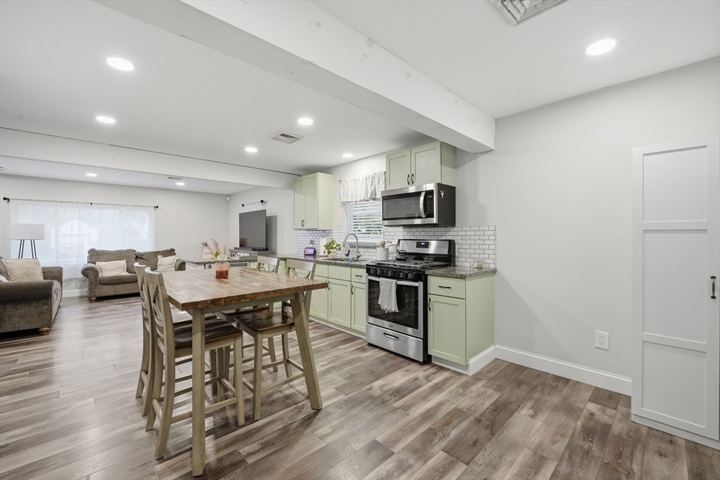 99 Lehigh Street Springfield, MA 01104 - Photo 11 of 25