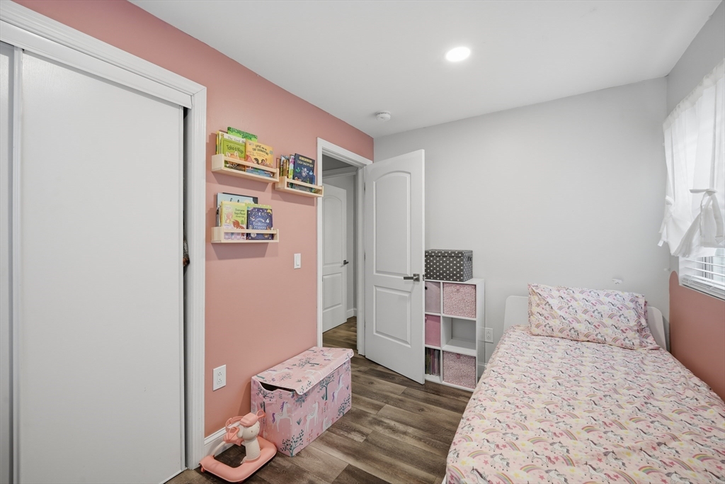 99 Lehigh Street Springfield, MA 01104 - Photo 18 of 25