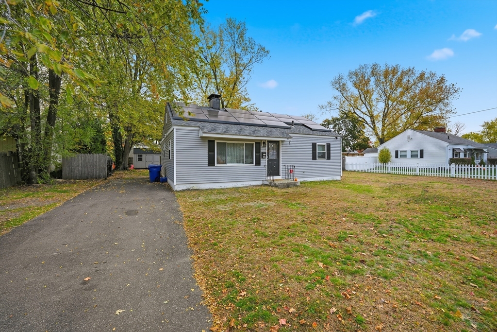 99 Lehigh Street Springfield, MA 01104 - Photo 3 of 25