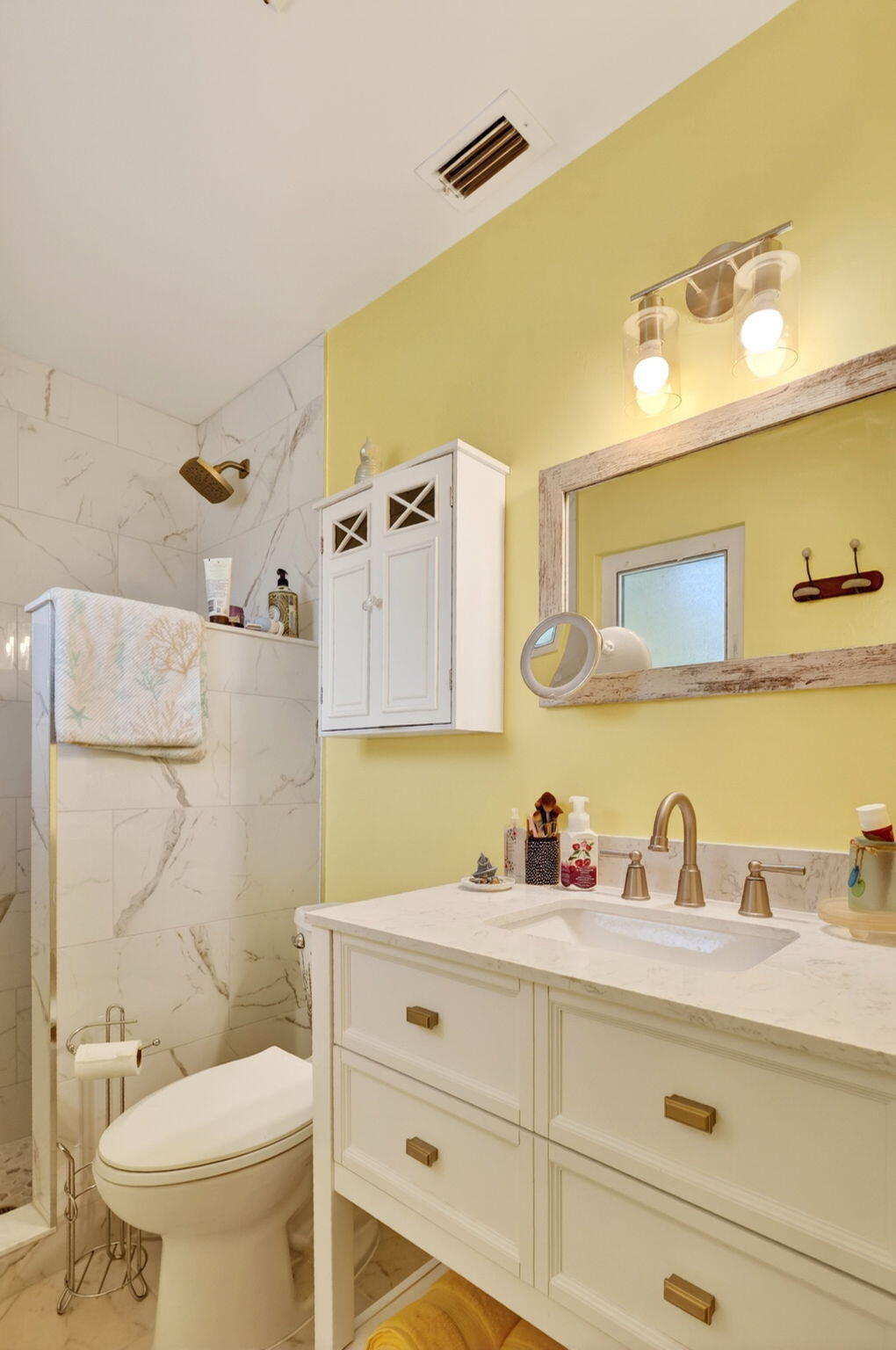 8143 Southeast Woodland Road Hobe Sound, FL 33455 - Photo 12 of 29 37-web-or-mls-5P1A7903
