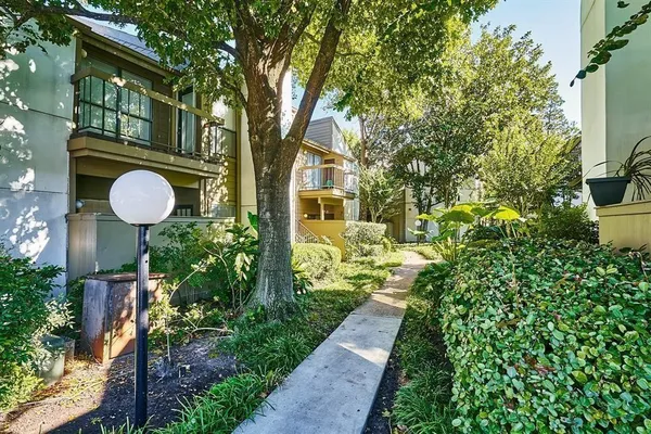 $975 | 10047 Westpark Drive, Unit 14, Houston, TX 77042