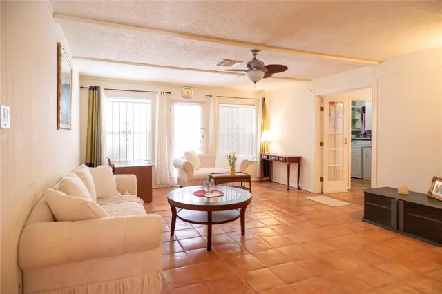 $299,900 | 8923 Hendon Lane, Houston, TX 77036