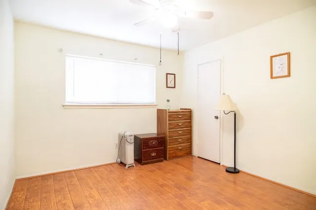 $299,900 | 8923 Hendon Lane, Houston, TX 77036