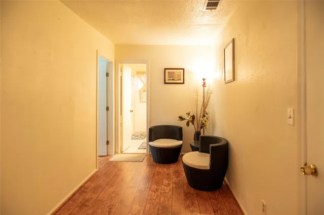 $299,900 | 8923 Hendon Lane, Houston, TX 77036