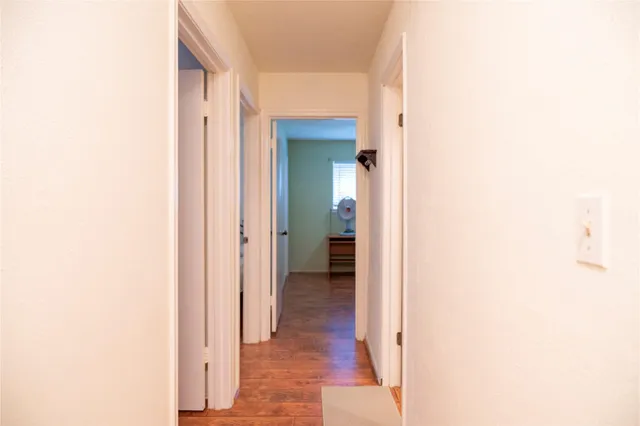 $299,900 | 8923 Hendon Lane, Houston, TX 77036