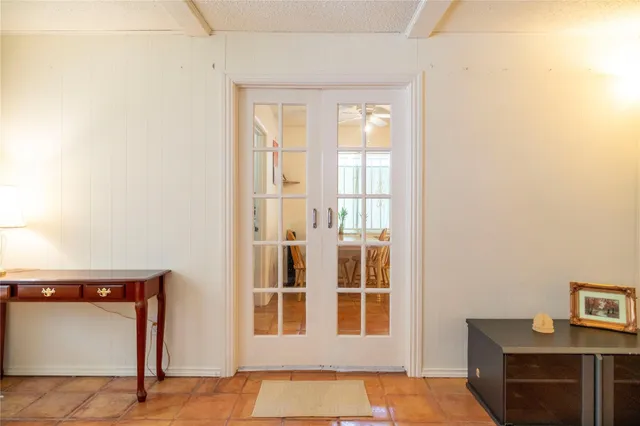 $299,900 | 8923 Hendon Lane, Houston, TX 77036