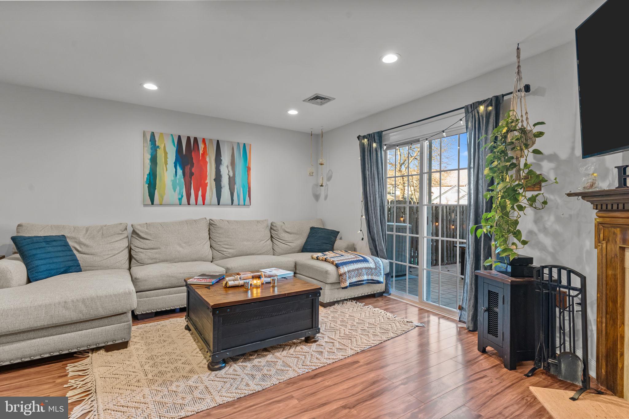 7 Laurel Court Hamilton, NJ 08690 - Photo 14 of 39