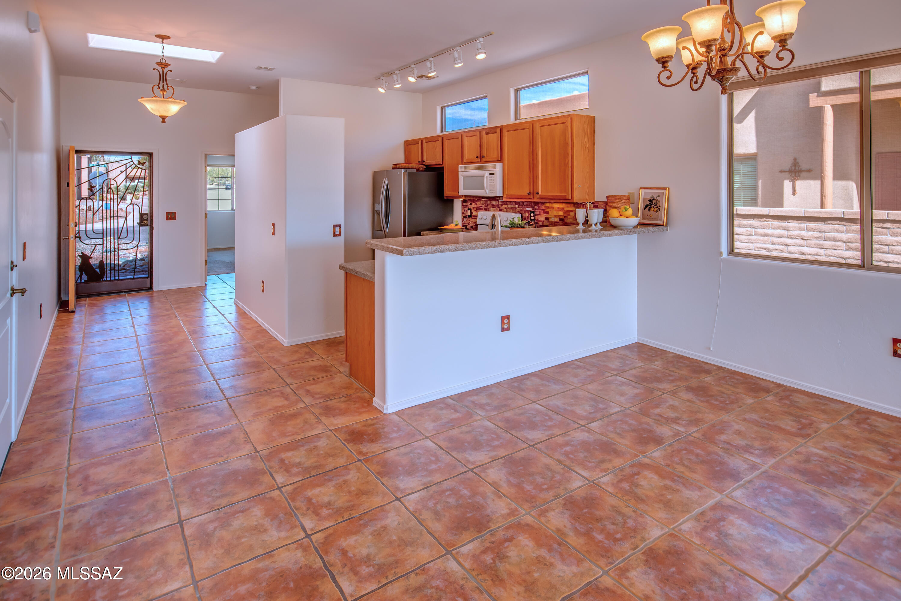 4003 South Golden Lynx Road Green Valley, AZ 85614 - Photo 7 of 36 Great room looking to kitchen