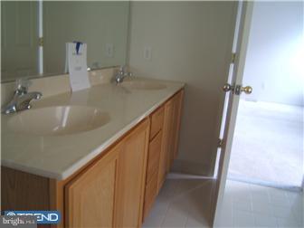 24 Parliament Road Sicklerville, NJ 08081 - Photo 10 of 12