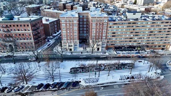 $639,000 | 1450-1454 Beacon Street, Unit 643, Brookline, MA 02446