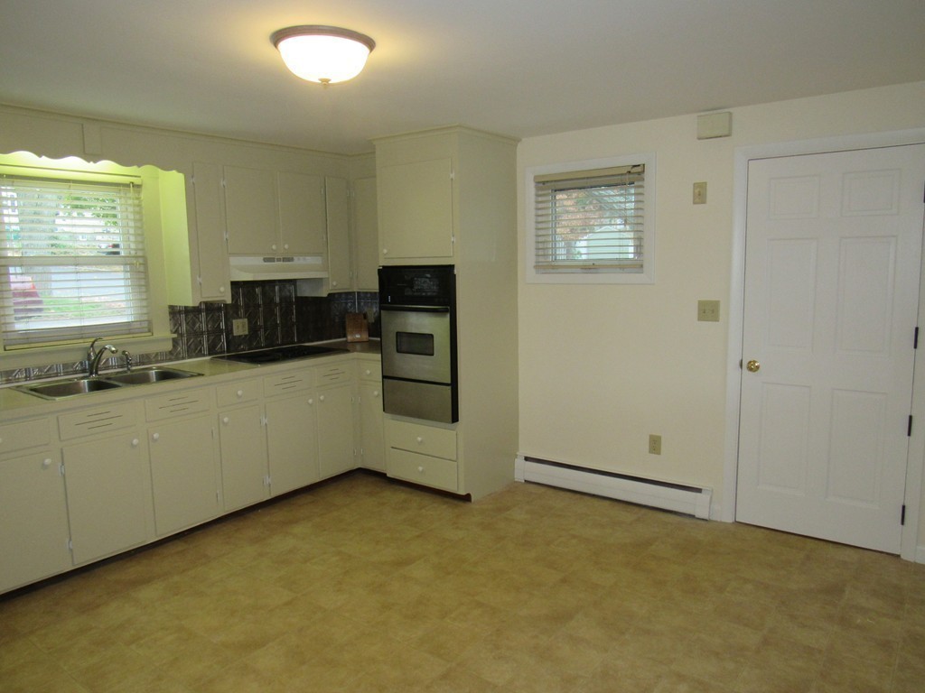 887 Riverside Drive Methuen, MA 01844 - Photo 14 of 22 Gallery Image 14