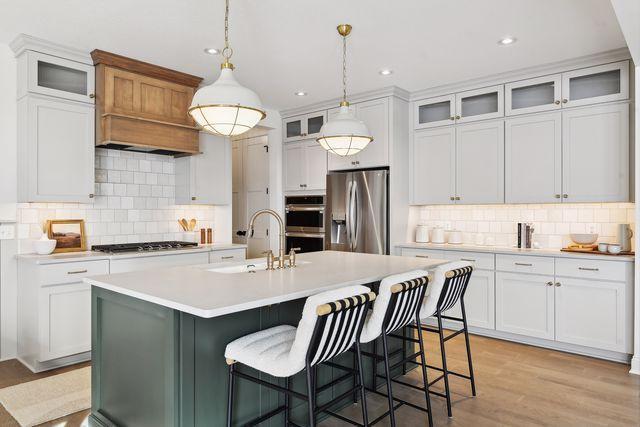 9575 Eagle Ridge Road Chanhassen, MN 55317 - Photo 9 of 44 Gallery Image 9