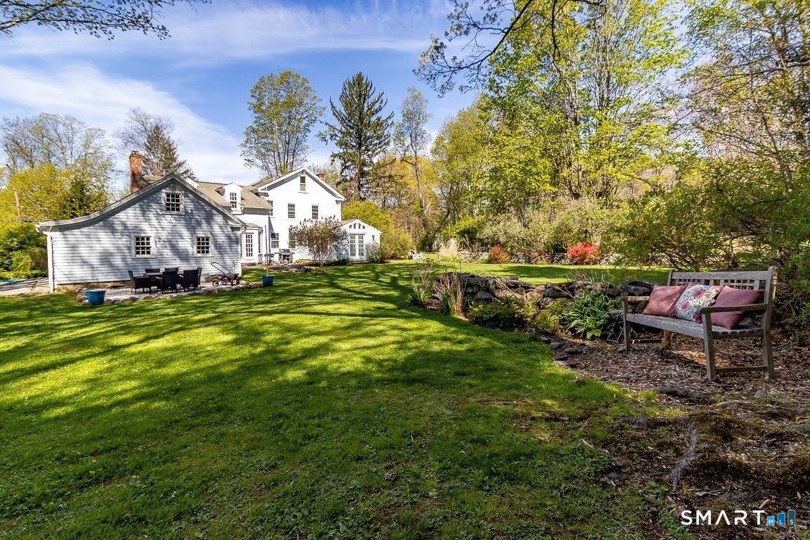700 Watertown Road Middlebury, CT 06762 - Photo 4 of 40