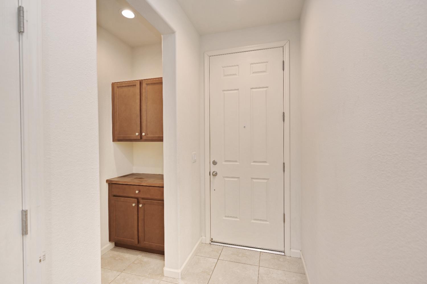 891 North Terra Cotta Drive Fresno, CA 93727 - Photo 19 of 32