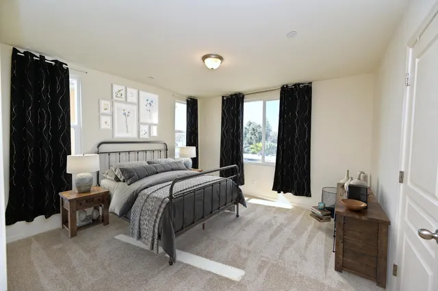 $369,950 | 891 North Terra Cotta Drive, Fresno, CA 93727