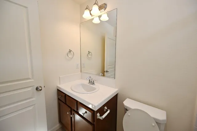 $369,950 | 891 North Terra Cotta Drive, Fresno, CA 93727