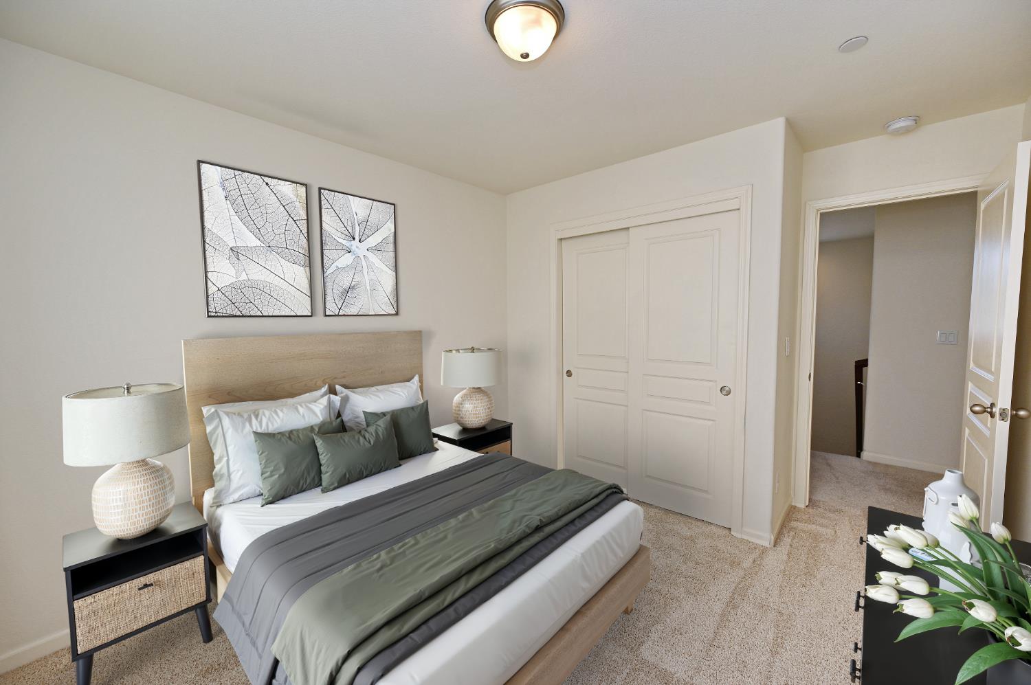 891 North Terra Cotta Drive Fresno, CA 93727 - Photo 28 of 32 a bedroom with a bed and a window