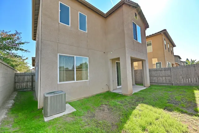 $369,950 | 891 North Terra Cotta Drive, Fresno, CA 93727