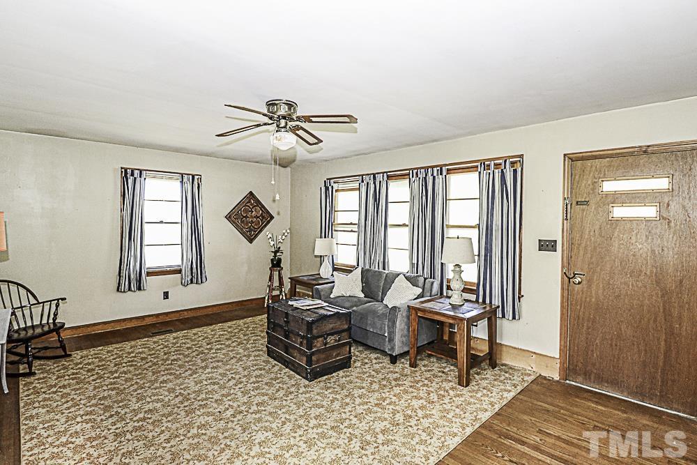 2508 Highway 42 Macclesfield, NC 27852 - Photo 5 of 24 a living room with furniture and a window