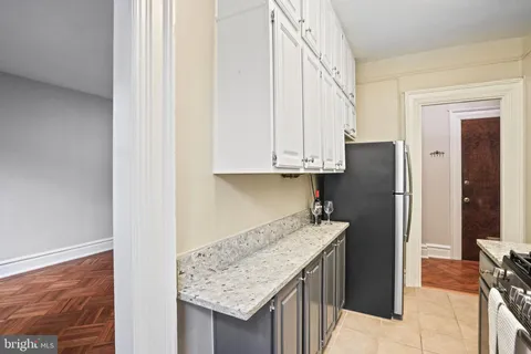$245,000 | 2039 New Hampshire Avenue Northwest, Unit 307, Washington, DC 20009