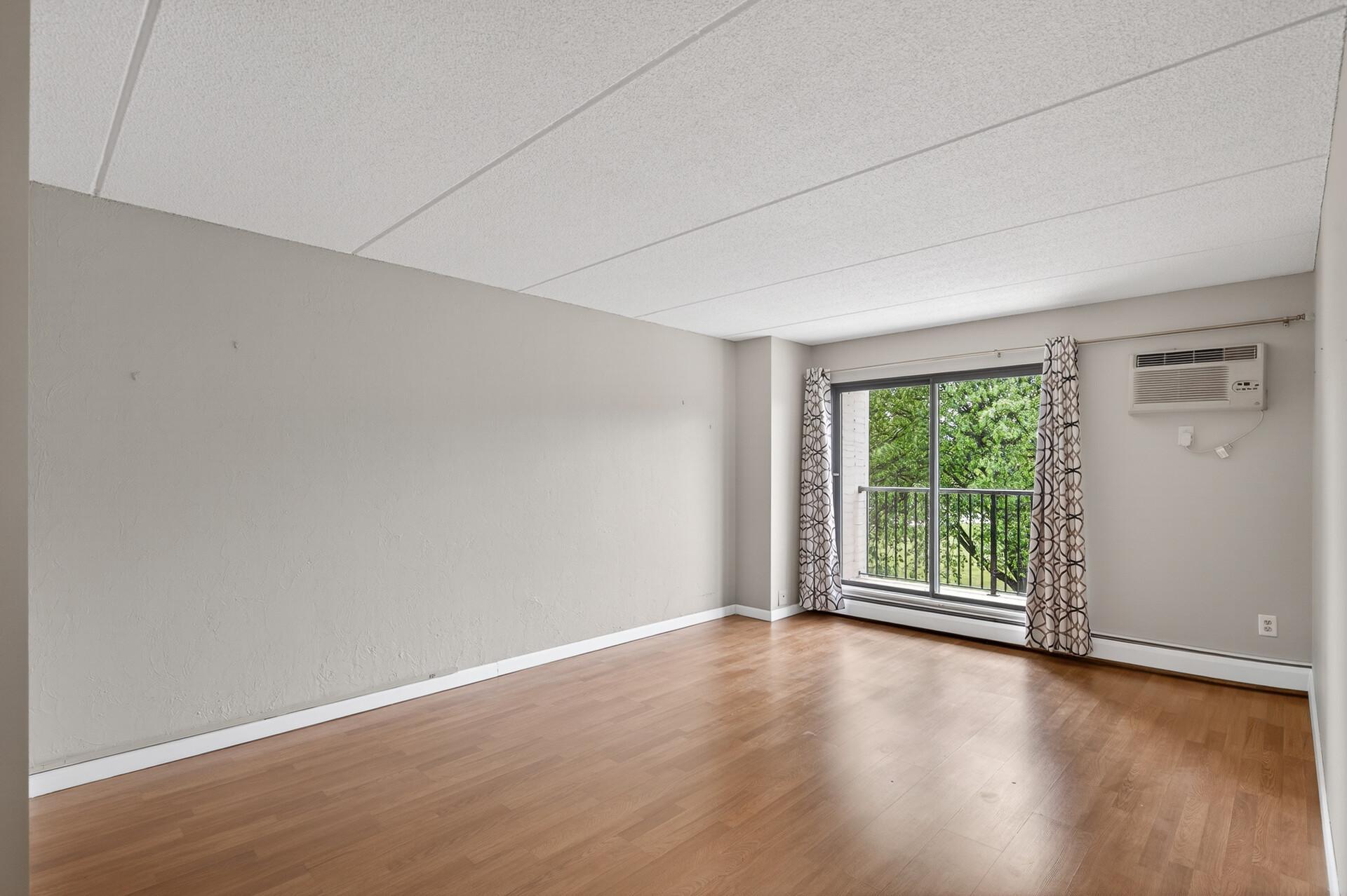 10501 Cedar Lake Road, Unit 318 Minnetonka, MN 55305 - Photo 17 of 48