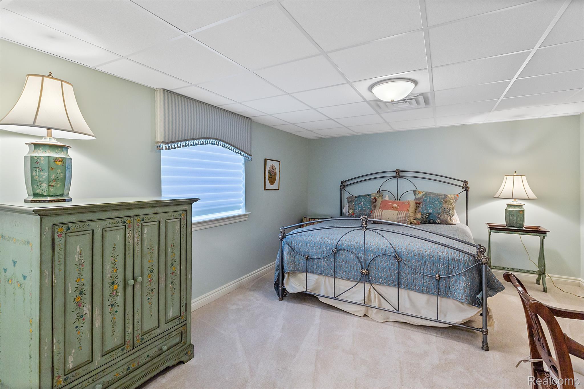 2677 Monarch Court Rochester, MI 48306 - Photo 35 of 43 Gallery Image 35