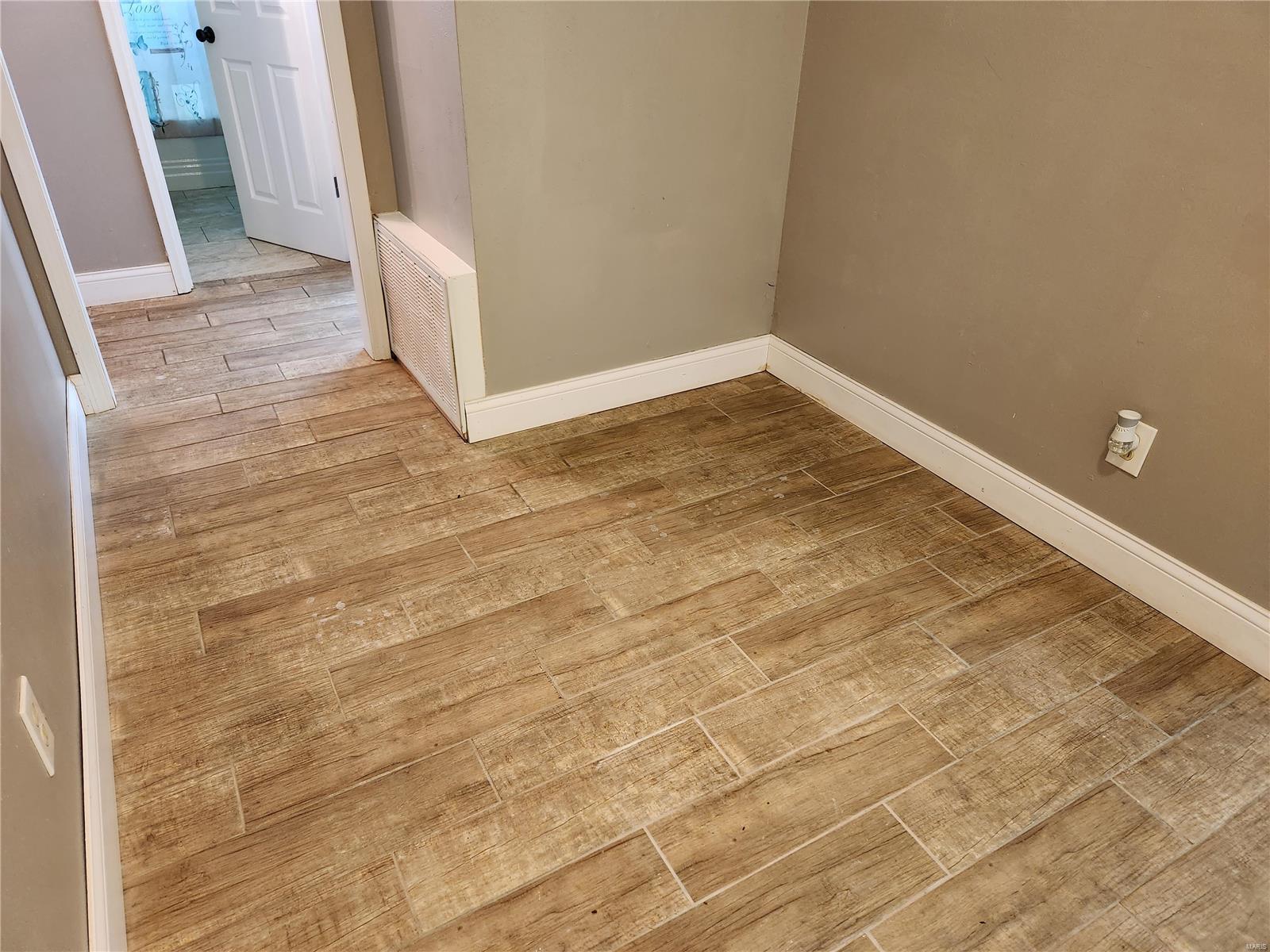 11014 St Ambrose Lane St. Ann, MO 63074 - Photo 14 of 32