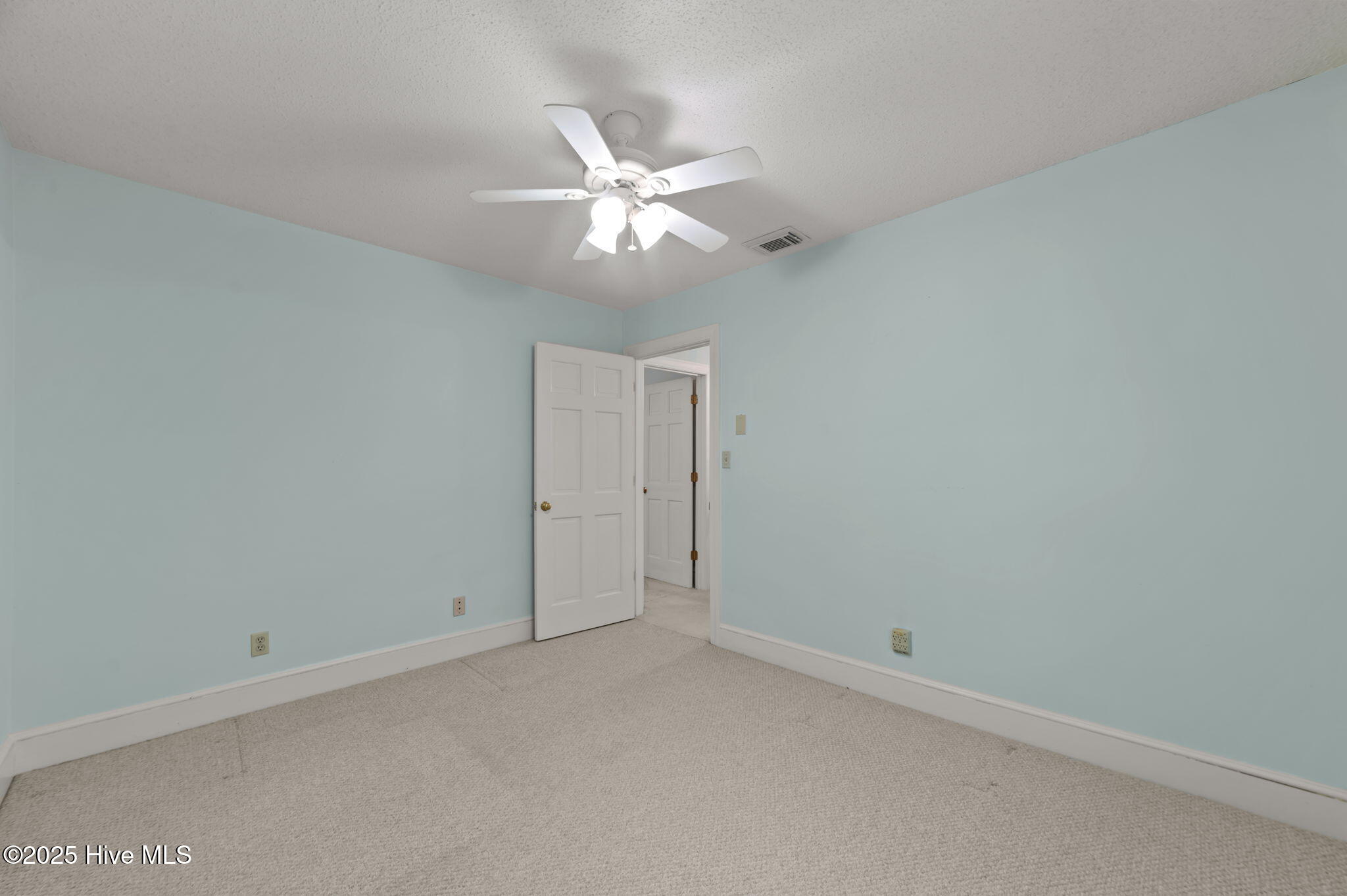 1404 Canterbury Road Tarboro, NC 27886 - Photo 23 of 42 Upstairs Bedroom 4
