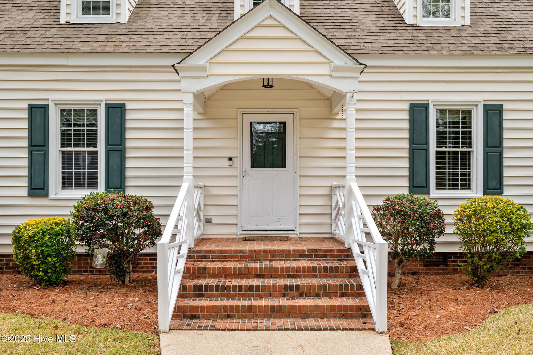 1404 Canterbury Road Tarboro, NC 27886 - Photo 29 of 42 Covered entrance