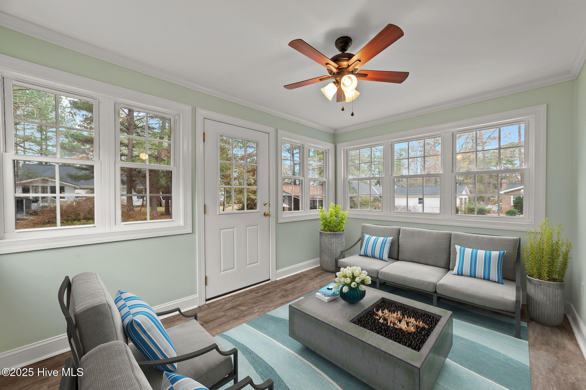 1404 Canterbury Road Tarboro, NC 27886 - Photo 6 of 42 Downstairs Sunroom