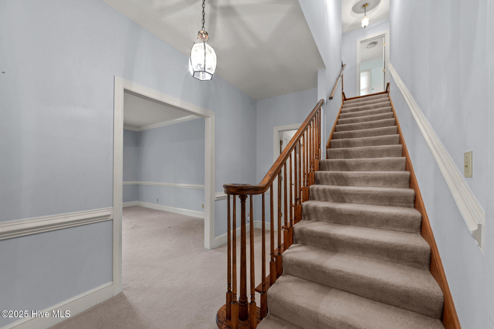 1404 Canterbury Road Tarboro, NC 27886 - Photo 7 of 42 Foyer