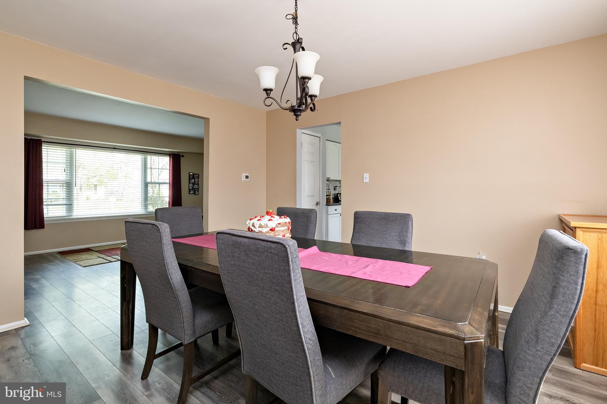 6 Eclipse Avenue Sewell, NJ 08080 - Photo 10 of 36