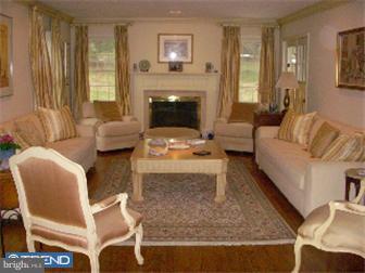 1829 Old Gulph Road Villanova, PA 19085 - Photo 4 of 12