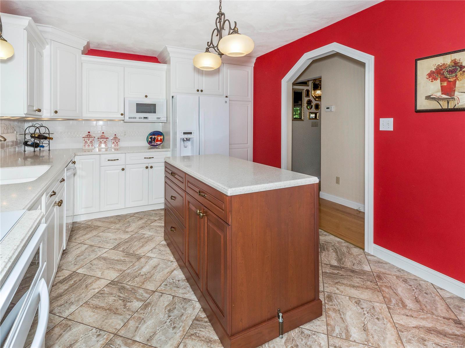 218 Marie Street Collinsville, IL 62234 - Photo 6 of 54