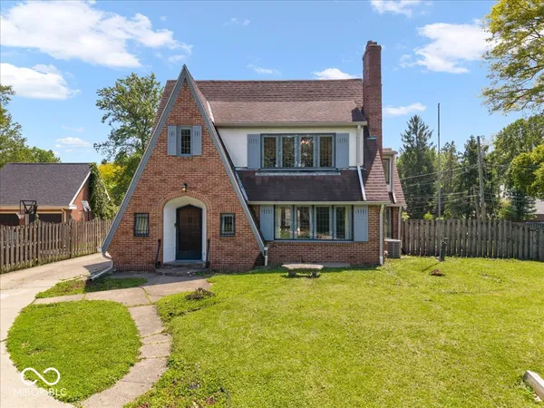 $264,900 | 325 Winding Way, Anderson, IN 46011
