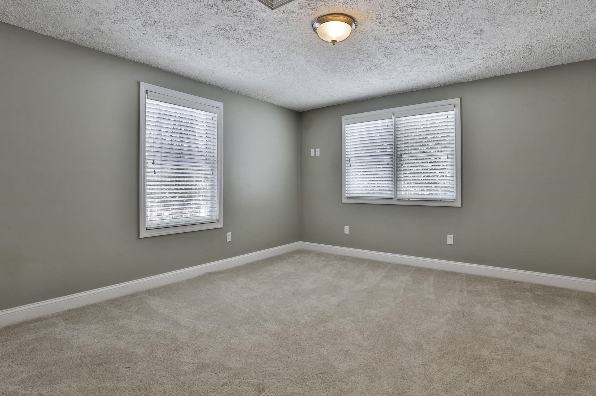 44 County Road Amherst, NH 03031 - Photo 15 of 39